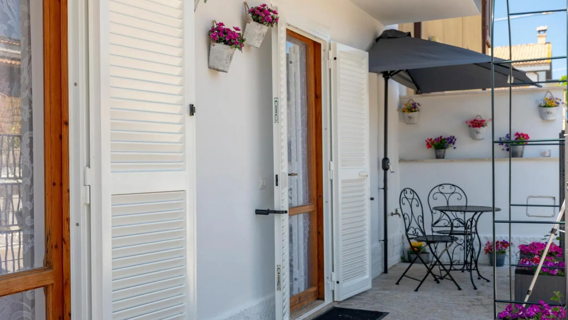 Apartment Delizioso Appartamento Vicino Al Mare Di Anzio Rome